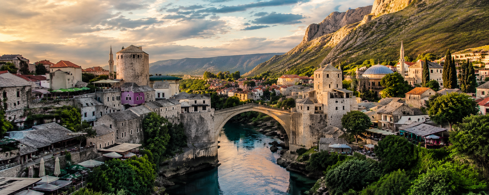 panoramica di mostar e il suo incantevole ponte